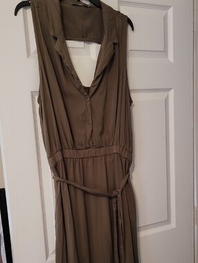 JustFab Olive Green Sleeveless Maxi Dress with Tie Waist